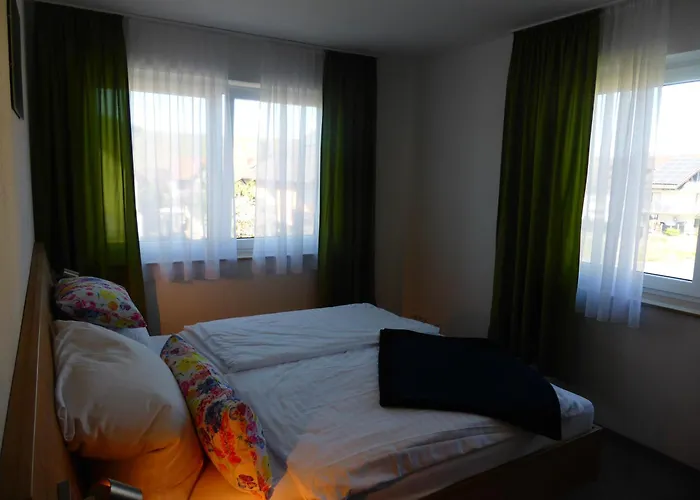 Ferienwohnung Volkacher Str.10
